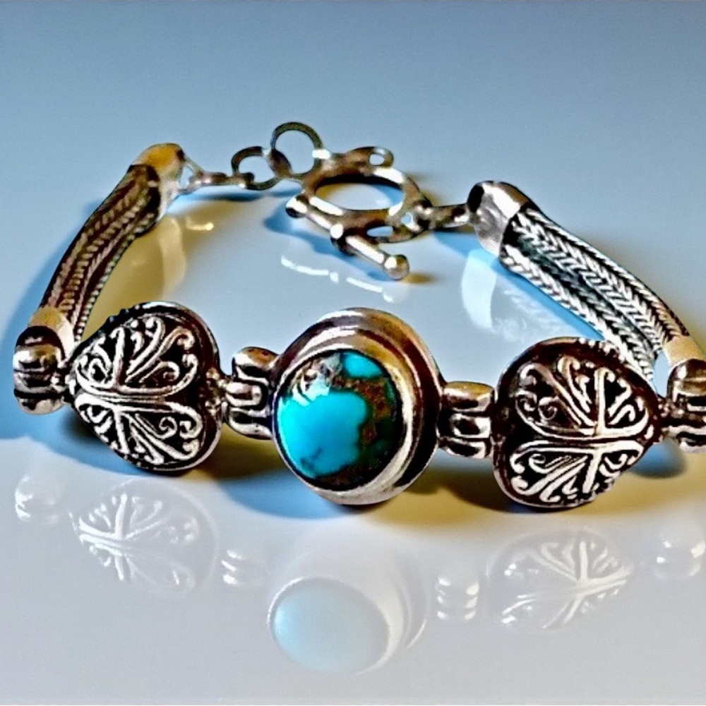 Sterling Silver & Turquoise Bracelet Hearts Toggle Clasp Woven Chain